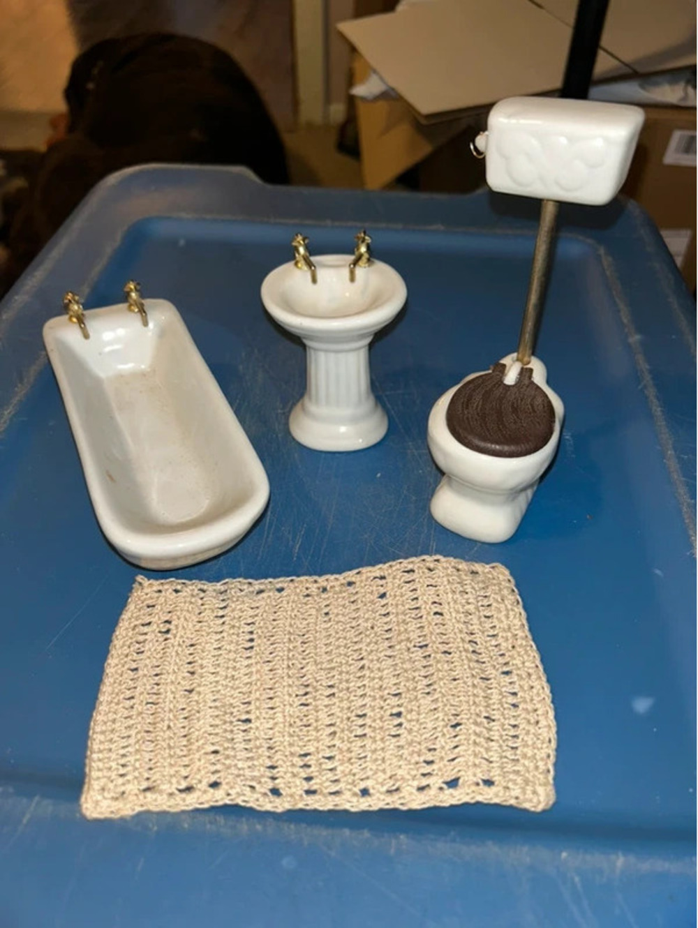 Vintage dollhouse bathroom set